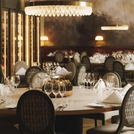 Toppleilighet Dr Holms 아파트